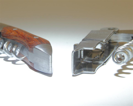 303105-backfront_844137831
